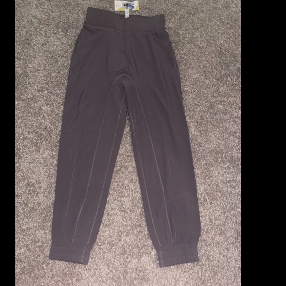 Halara Joggers